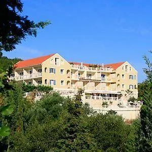 Almyra 4* Fiskardo