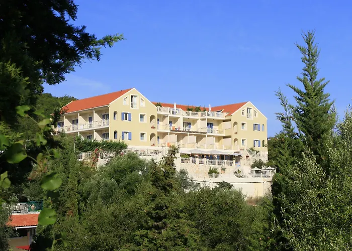 Hotel Almyra 4*